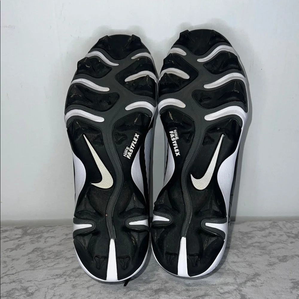 Nike Vapor Ultrafly 3 Fastflex Black and White Cleats